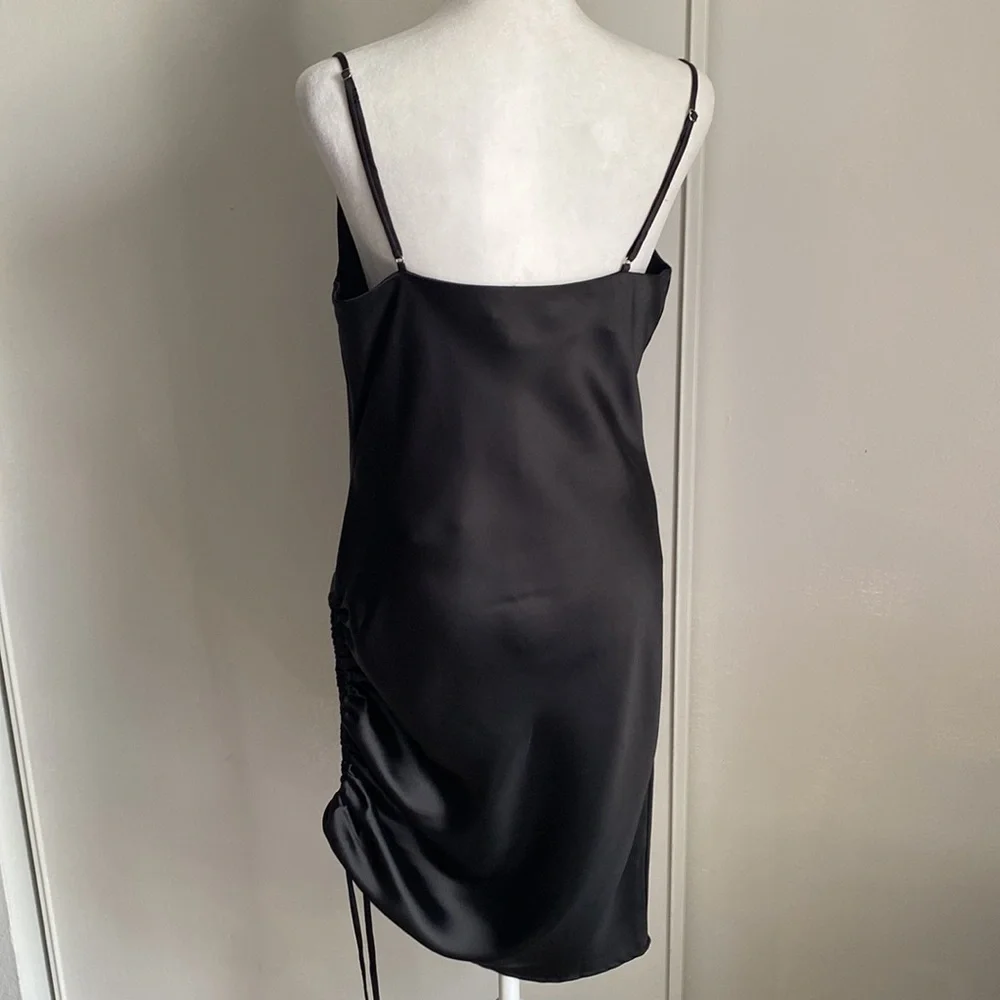 New Forever 21 Ladies Modern Little Black Satin Slip Cowl Neck Side Cinch Detail - Picture 5 of 7
